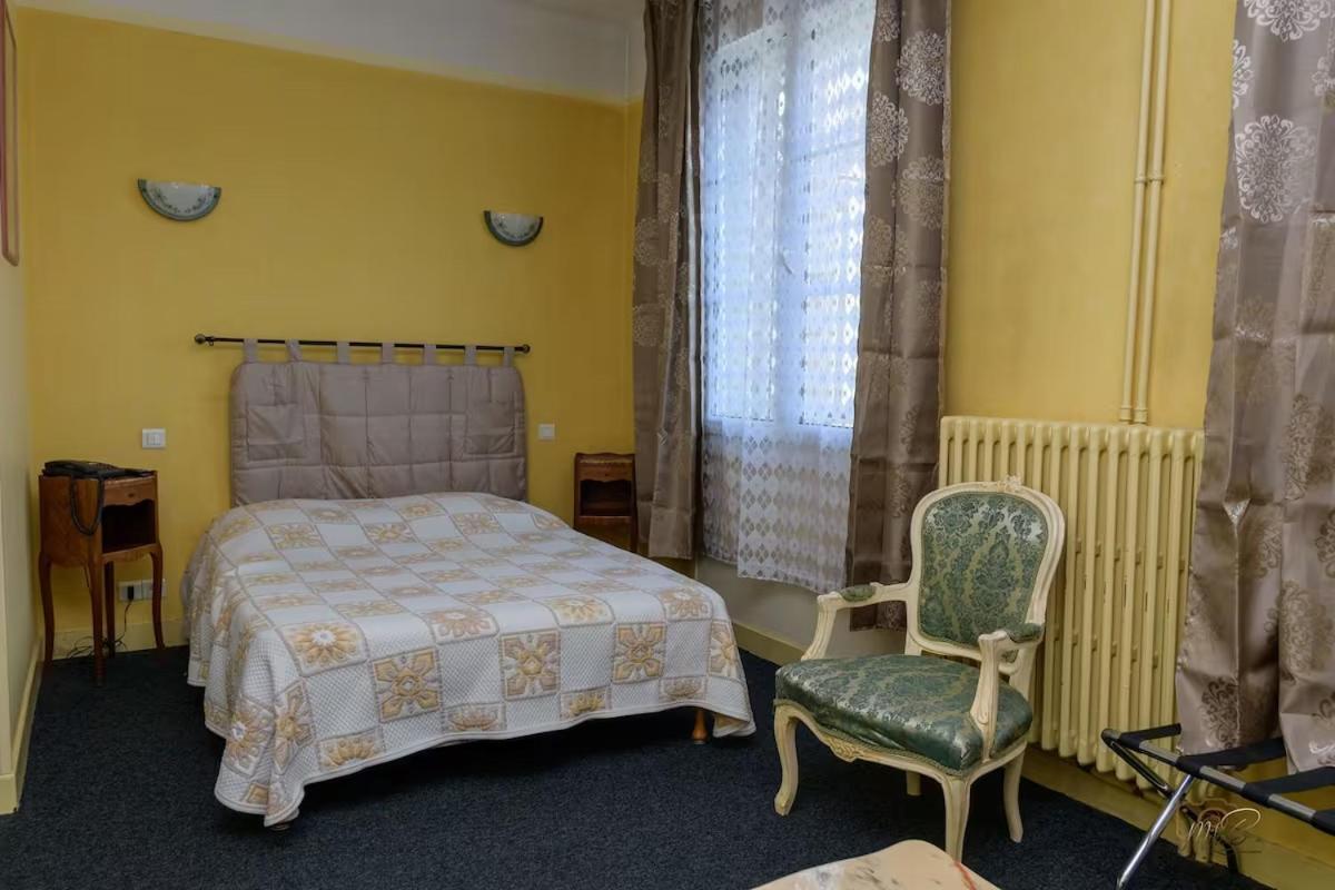 Hotel De La Cloche Vitry-le-Francois Luaran gambar